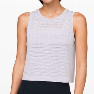 Lululemon Breeze By Muscle Crop